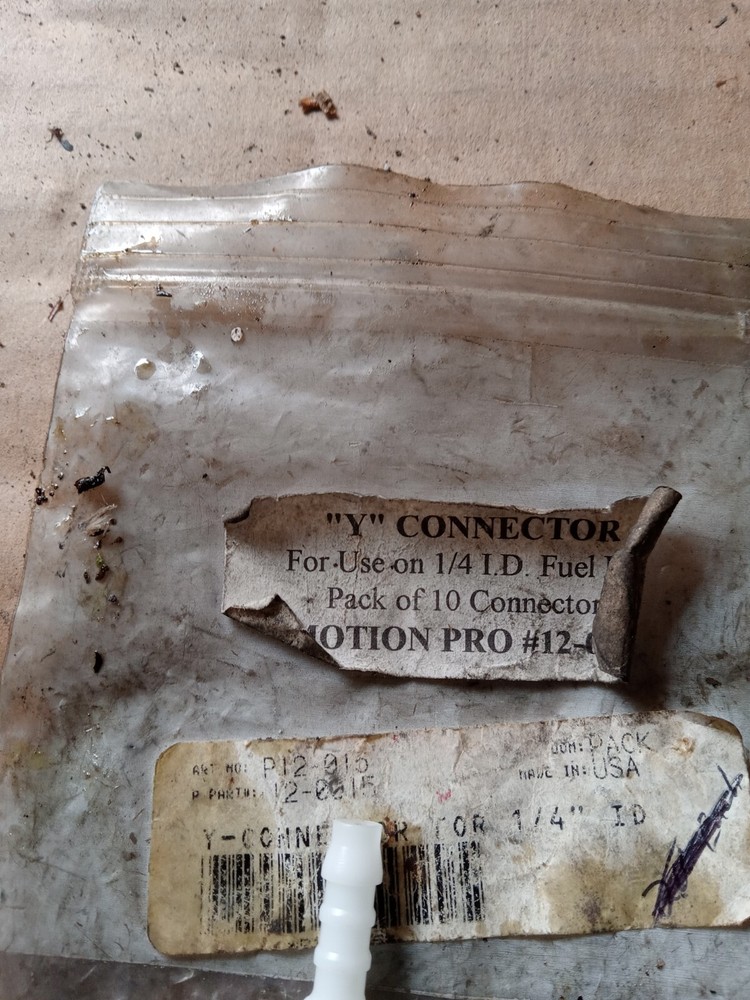1/4" fuel line y connector