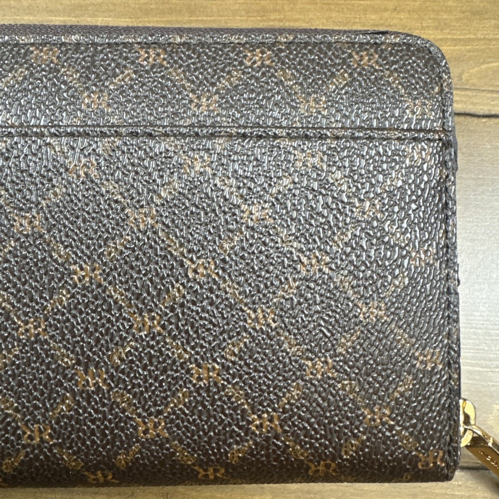 Rioni Signature Button Zip Wallet Brown