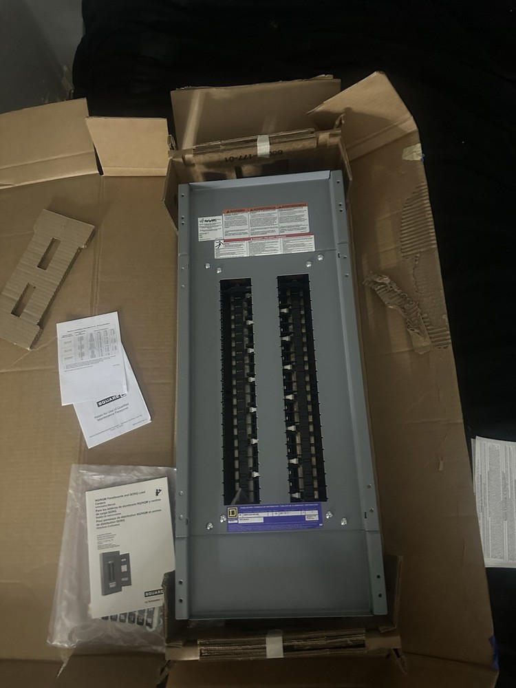 Square D 125A  208y/120v 3 Phase 4 Wire Interior Panel