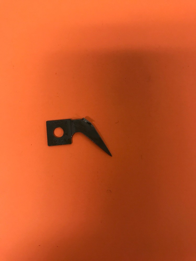 *NOS* 22452-PFAFF-KNIFE FOR SEWING MACHINE *FREE SHIPPING*
