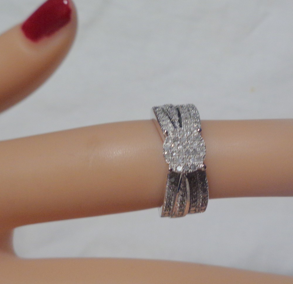 STERLING ELEGANT PAVE  CRYSTAL STONES RING SIGNED  MC IN OXR 4.5