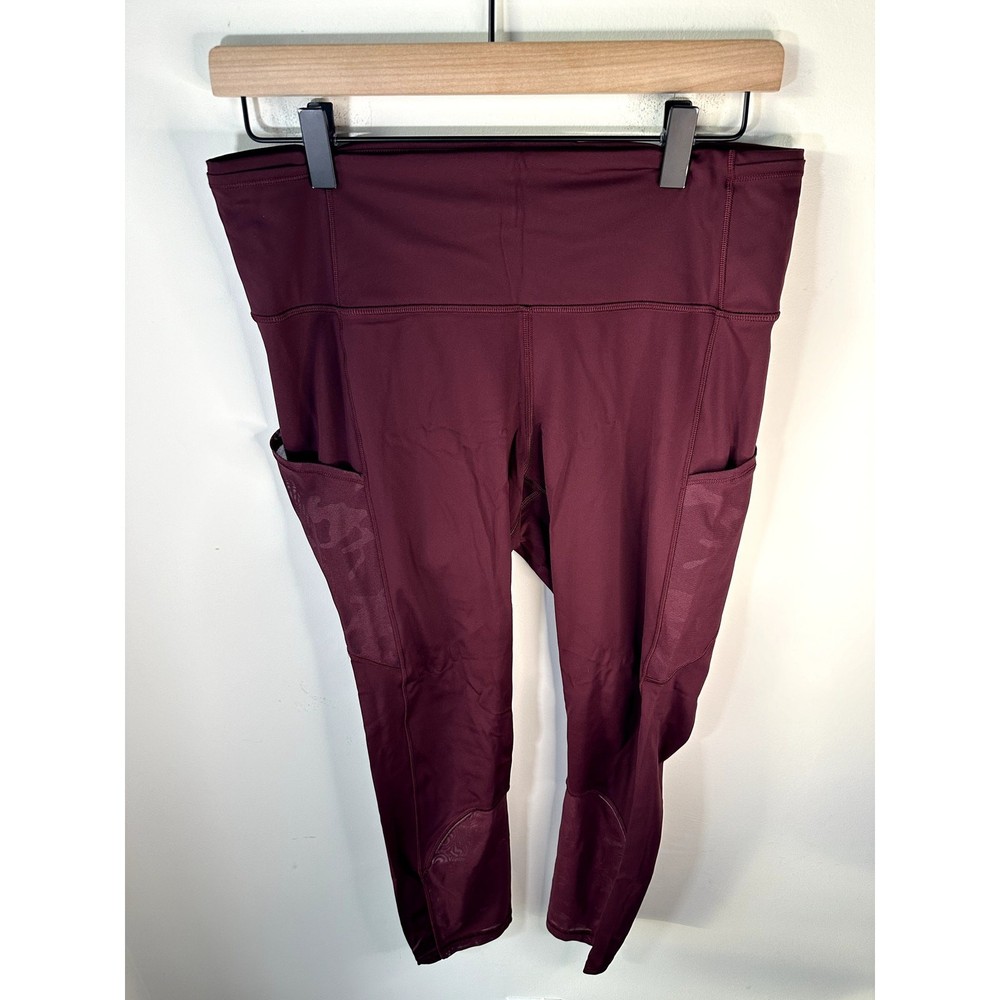 Lululemon Fast & Crop 23" *Mesh Size 10 Special Edition