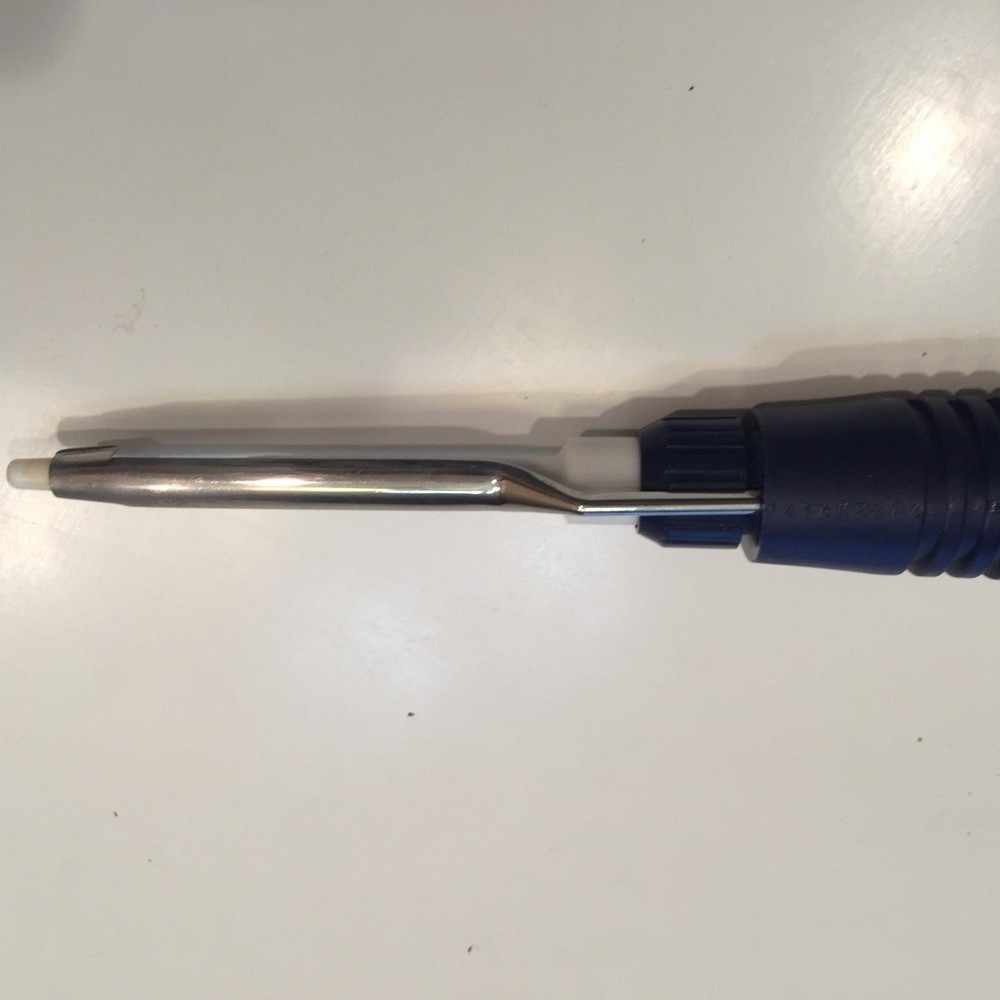VWRbrand 20-200 Pipettor