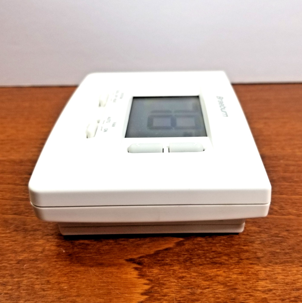 Braeburn 1020 Digital Non-Programmable Thermostat - White