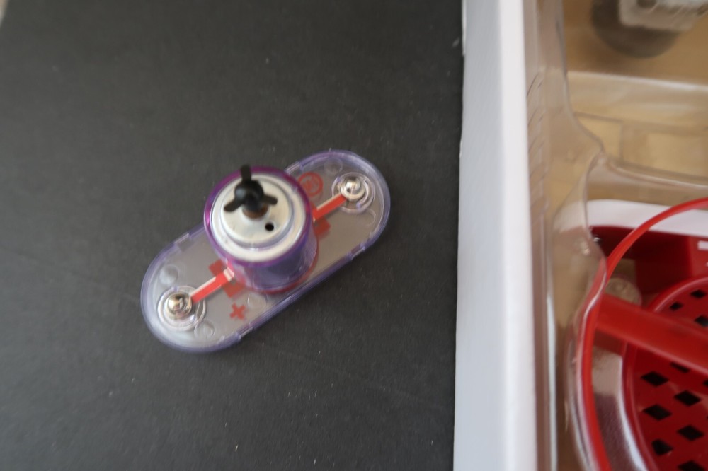 SNAP CIRCUITS EXTREME SC-750 Elenco Electronics Project Educational Kit COMPLETE