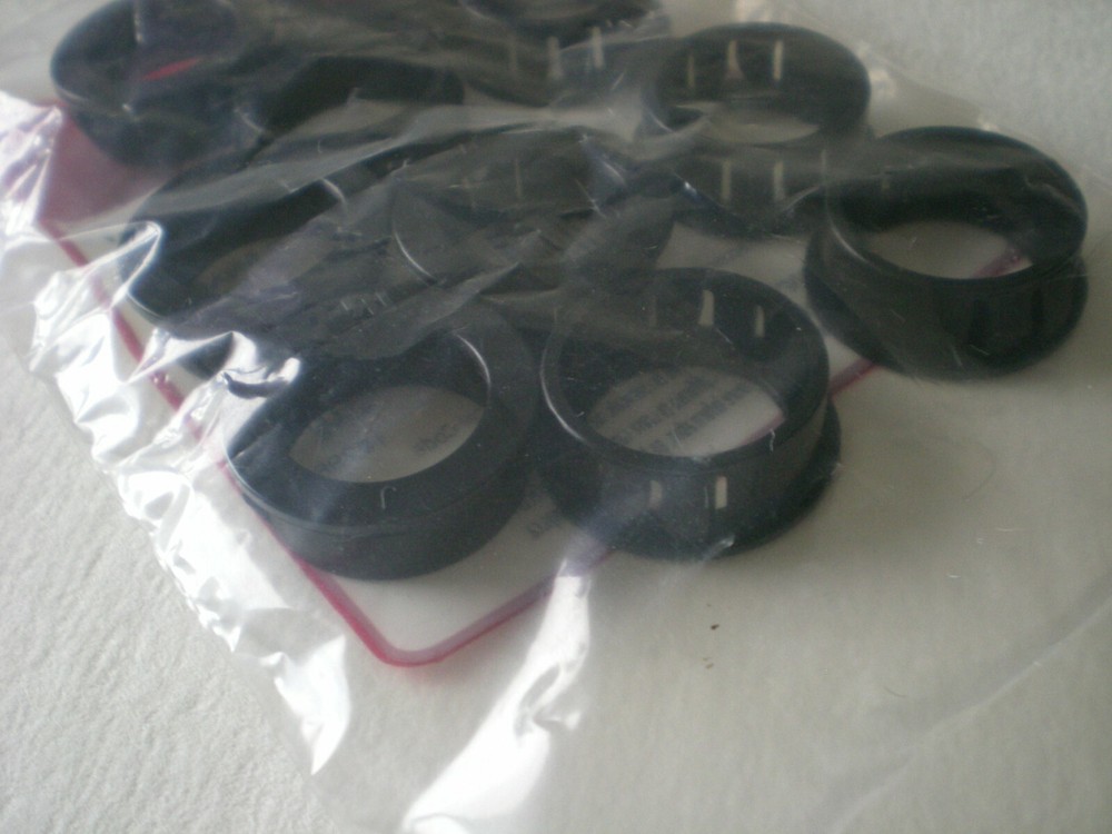 Halex 27252 3/4 Acc Snap-In Bushing ( 20 Count )