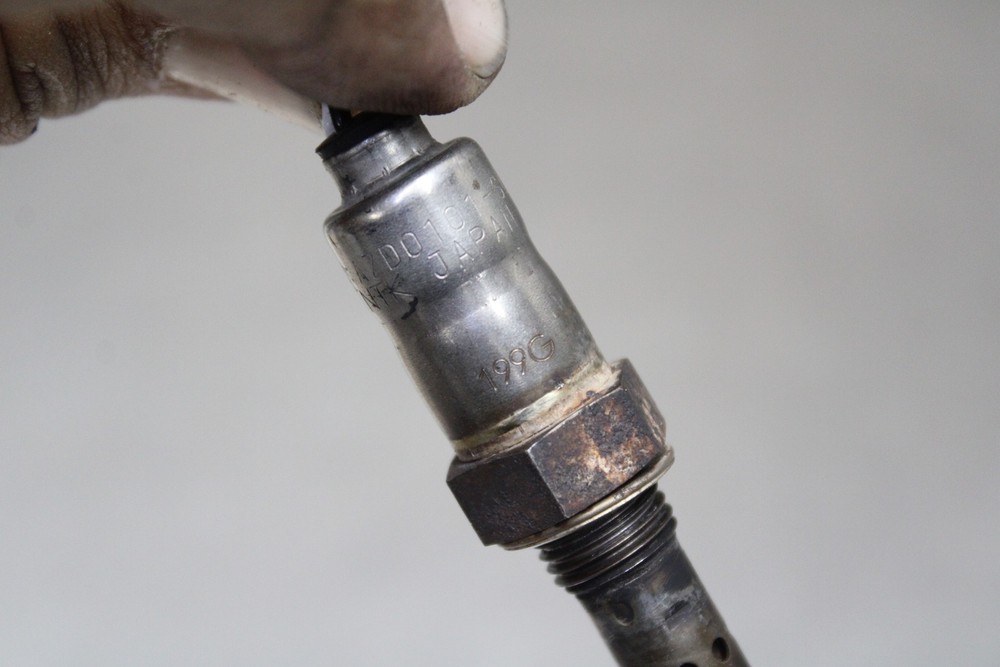 12-16 SUZUKI VSTROM 650 DL650 OXYGEN O2 EXHAUST GAS LAMBDA SENSOR