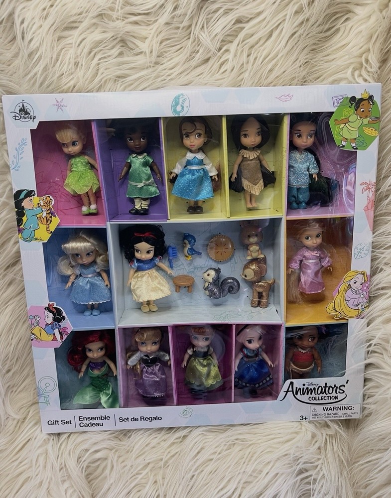 Disney 2021 Animator Mini Doll Set. New 💕