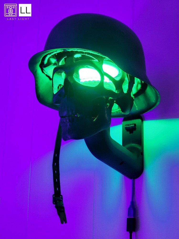 Helmet Wall Display with Skull  - Remote Controlled LED - USB Powered