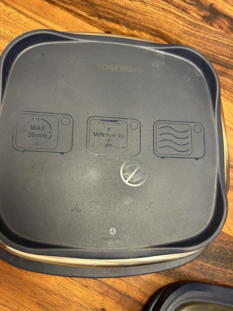 Tupperware Microwave Nonstick Micro Pro Series  #1                              