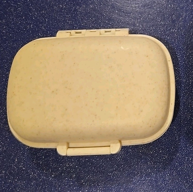 pill organizer