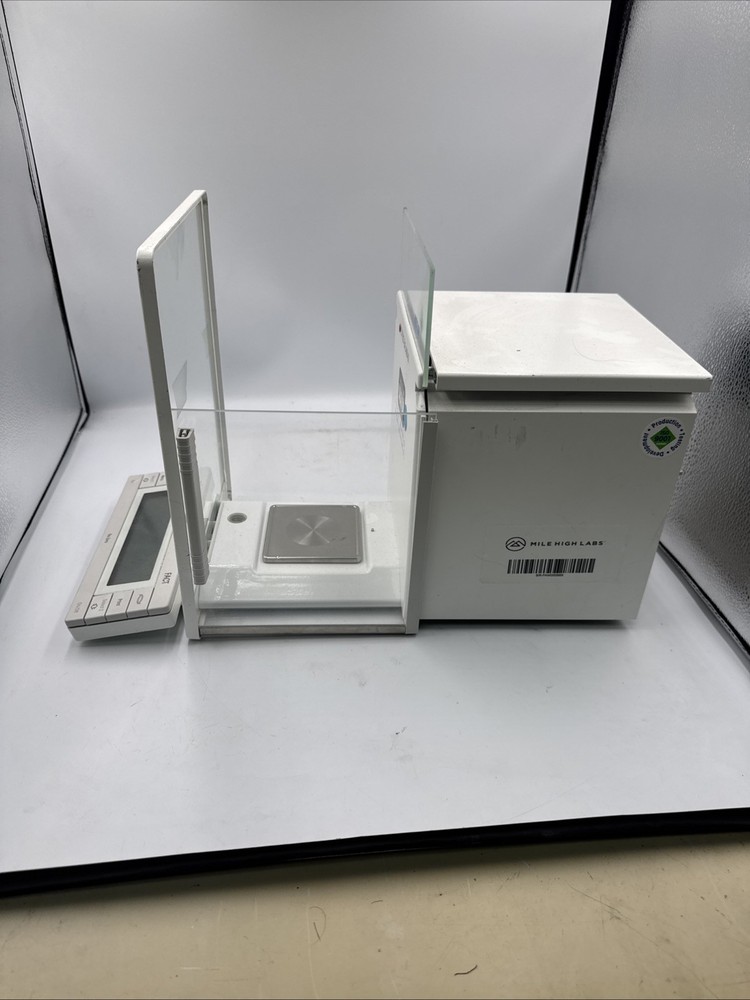 Mettler Toledo AT261 Delta Range Analytical Balance