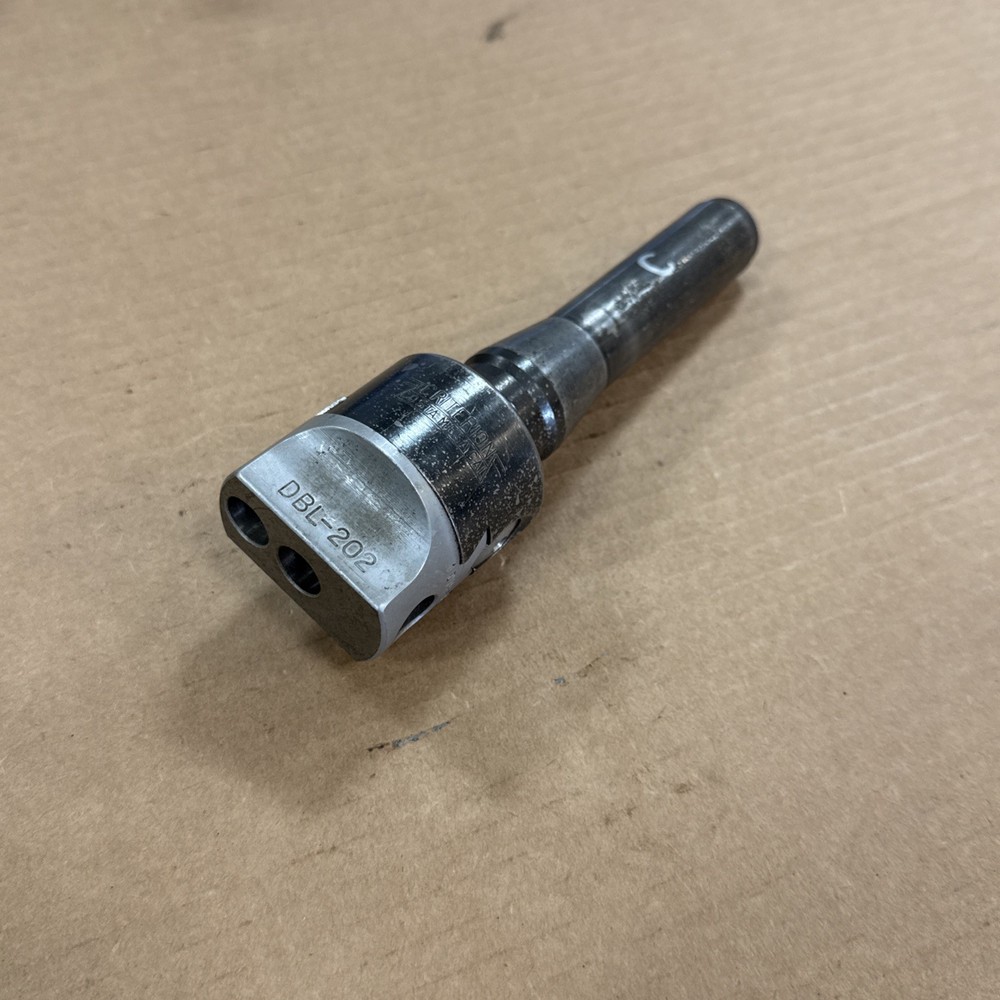CRITERION DBL 202 BORING HEAD 1/2” TOOL HOLES R8 SHANK