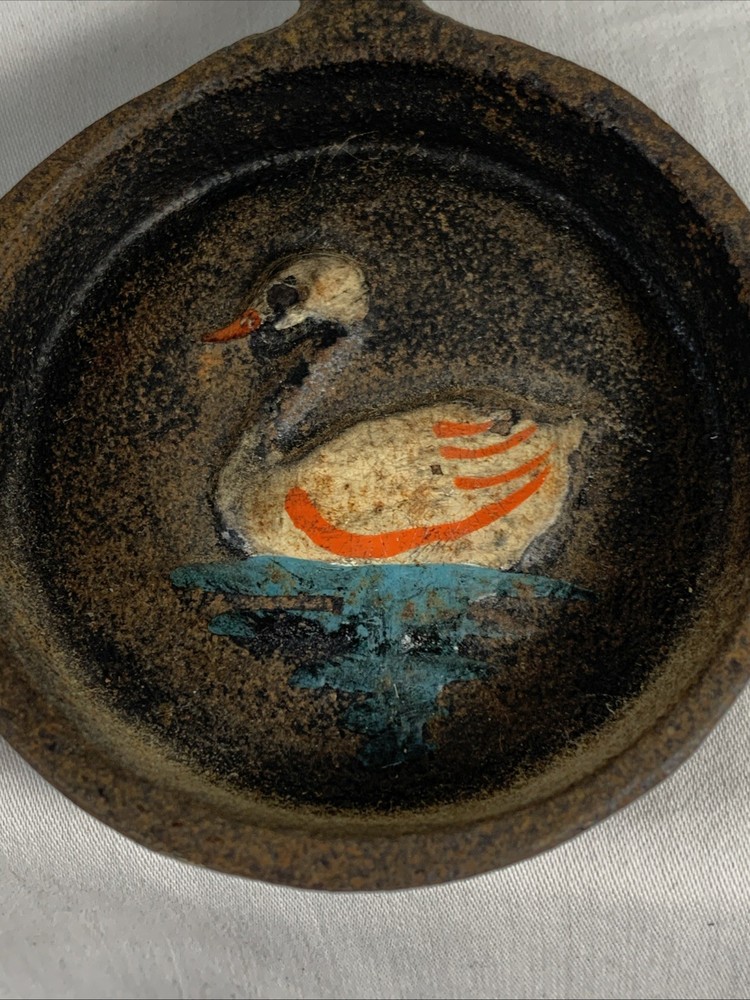 Miniature Cast Iron Skillet 3” Duck