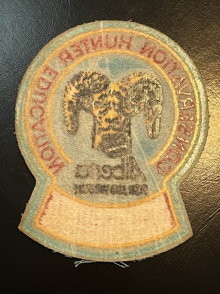 “ALBERTA FISH & WILDLIFE CONSERVATION HUNTER ED” Patch CLASS "B" INSTRUCTOR