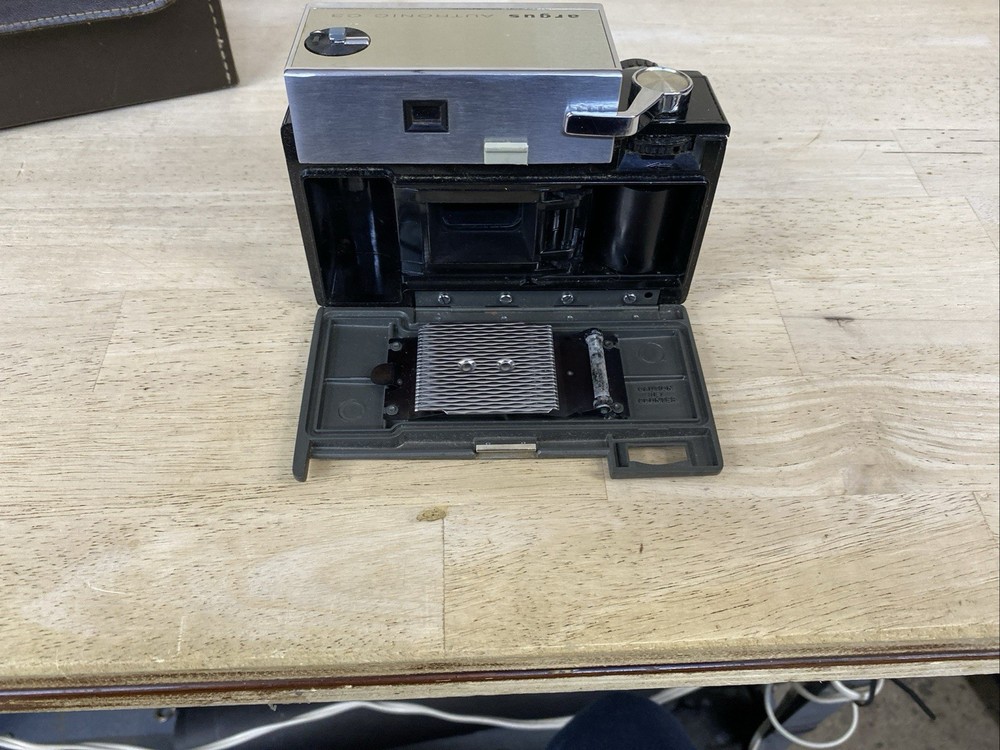 Argus Autronic C3 camera with case Vintage
