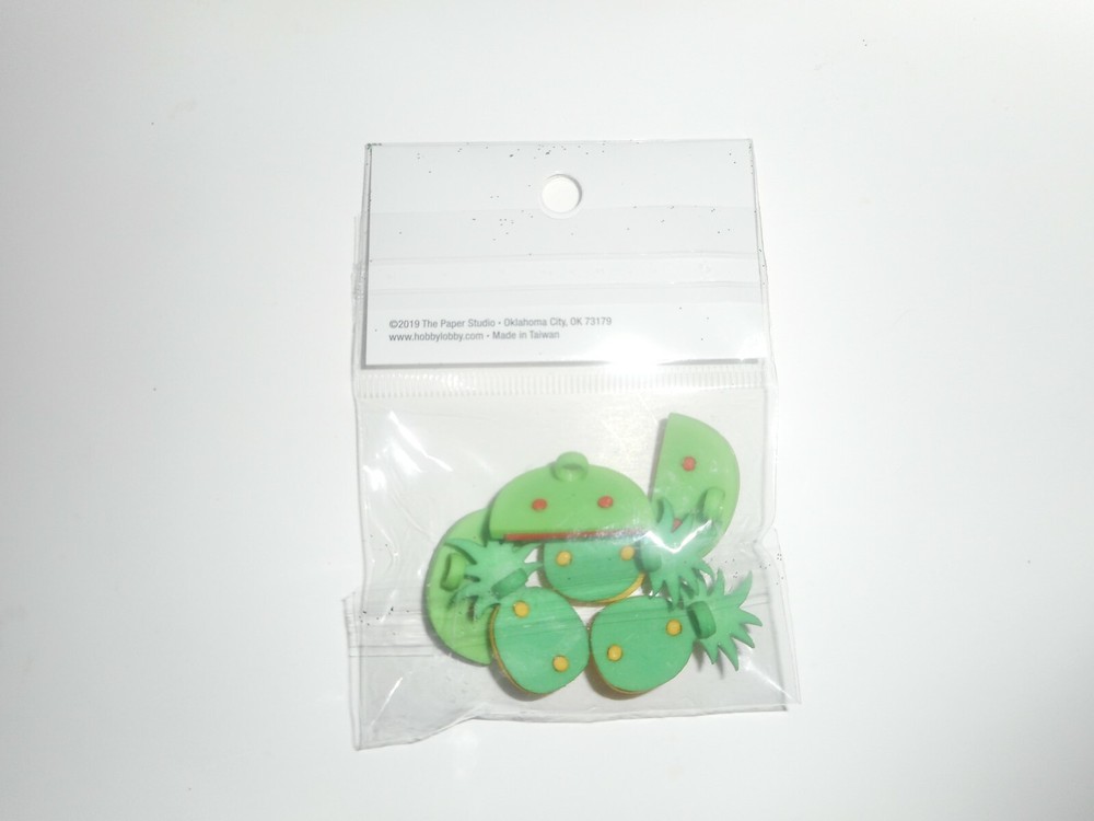 The paper studio fruit shaped shank buttons 6pc