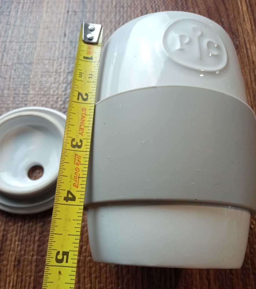 Pampered Chef Ceramic Egg Cooker Model w/ Silicone Sleeve