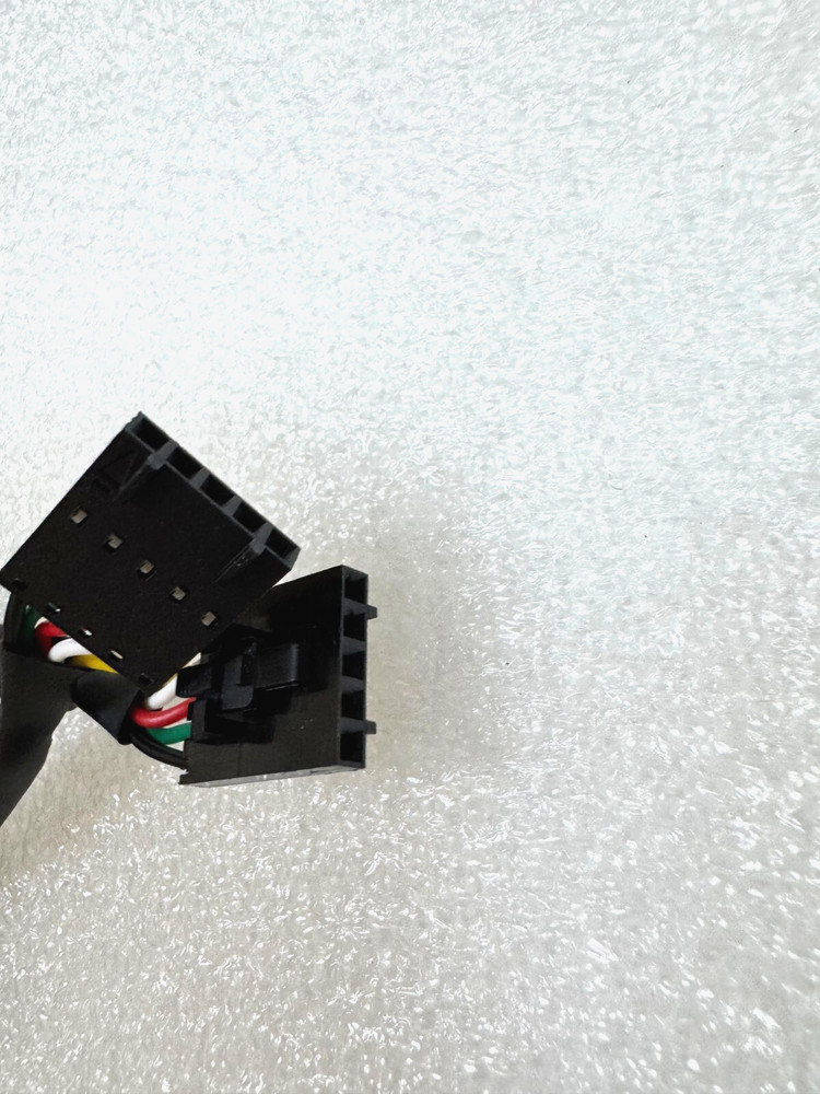 New Lenovo Thunderbolt 3 GPIO cable 5 pins