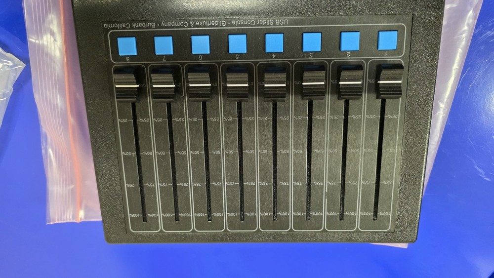 Gilderfluke USB-Slider Console