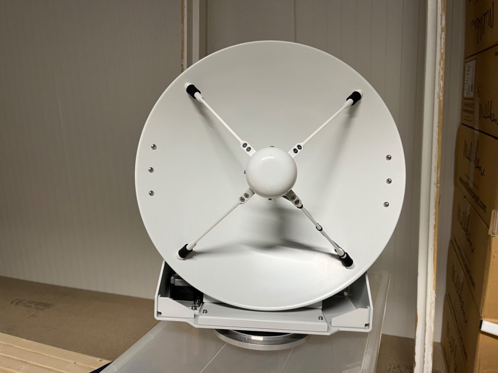 Raymarine Satelite Dish