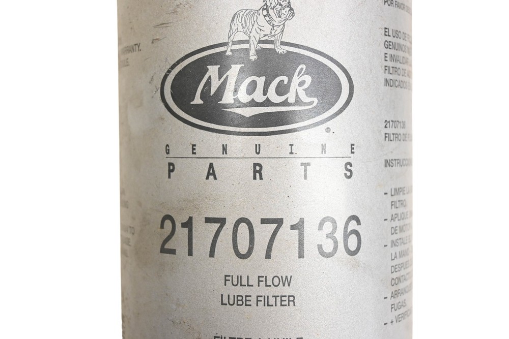Mack 21707136 Oil Filter NOS