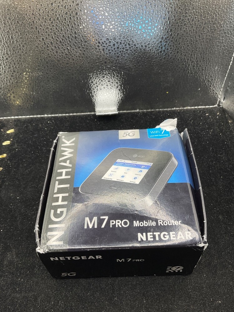 +NightHawk NetGear M7 PRO Mobile Router *Open Box*