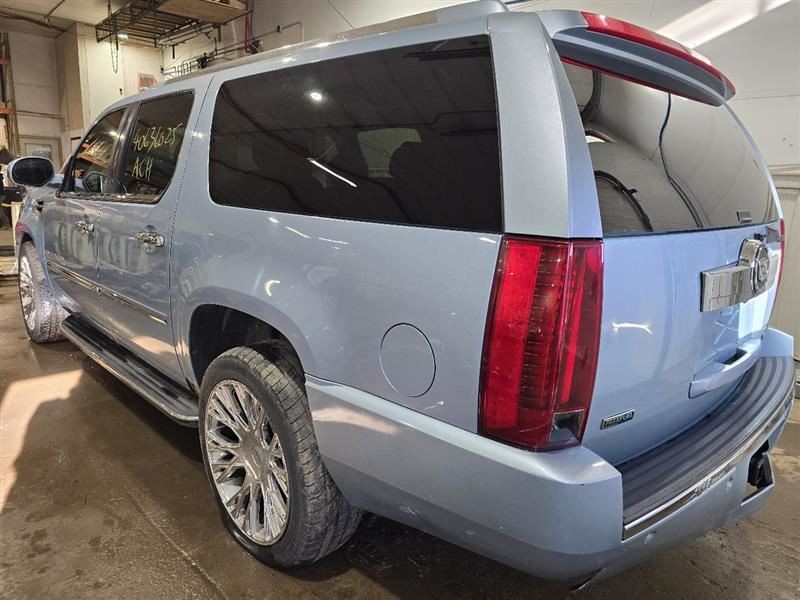 Camera/Projector Camera Liftgate Mounted Fits 09-14 ESCALADE 609382
