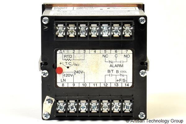 OMEGA 4202APC2 RTD Digital Controller