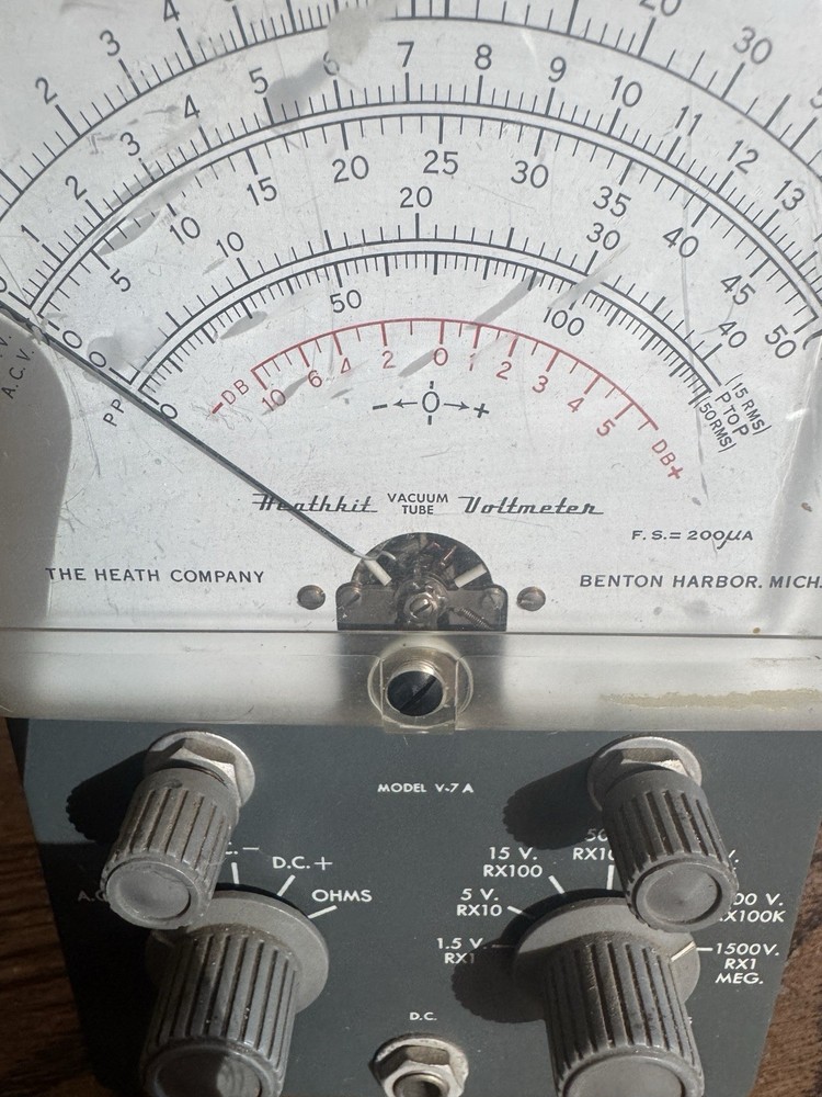Heathkit Vacuum Tube Voltmeter Model V-7A MISSING PROBES