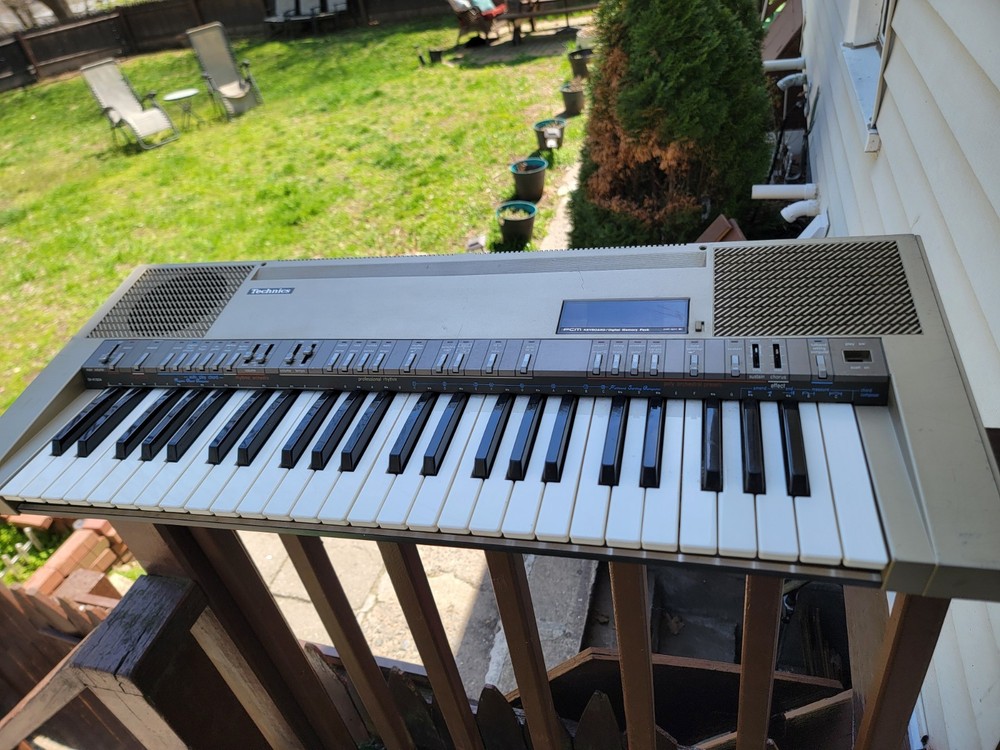 Technics SX-K150 49-Key Electronic Keyboard