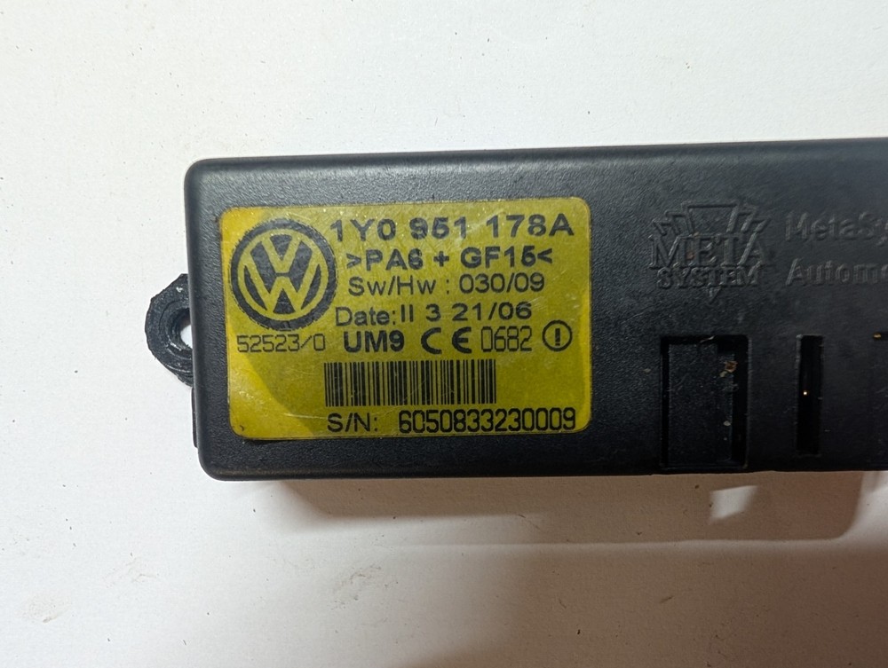 VW Beetle Convertible Motion Movement Detector Alarm Sensor 1Y0951178A
