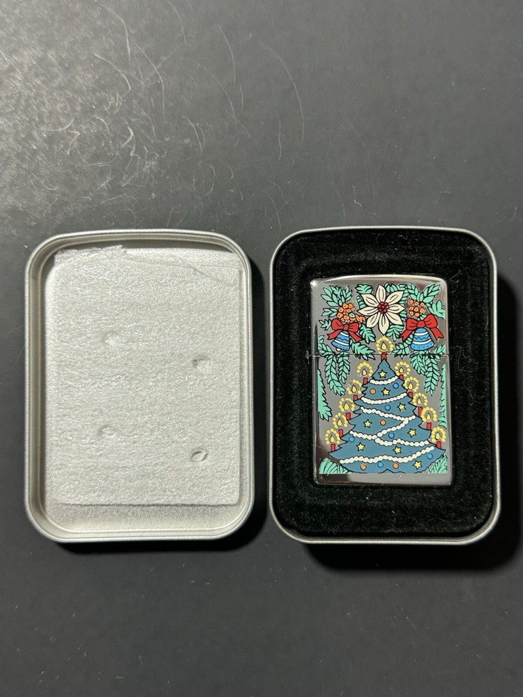ZIPPO CHRISTMAS TREE SEASONS GREETINGS LIGHTER