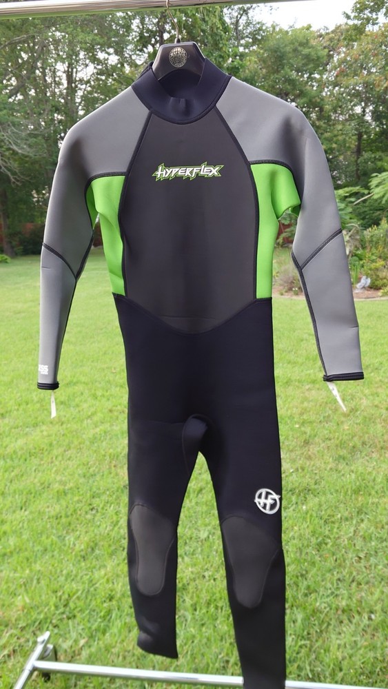 NEW HYPERFLEX JR ACCESS 3/2 BACK ZIP- SIZE 14 - JUNIOR FULL WETSUIT