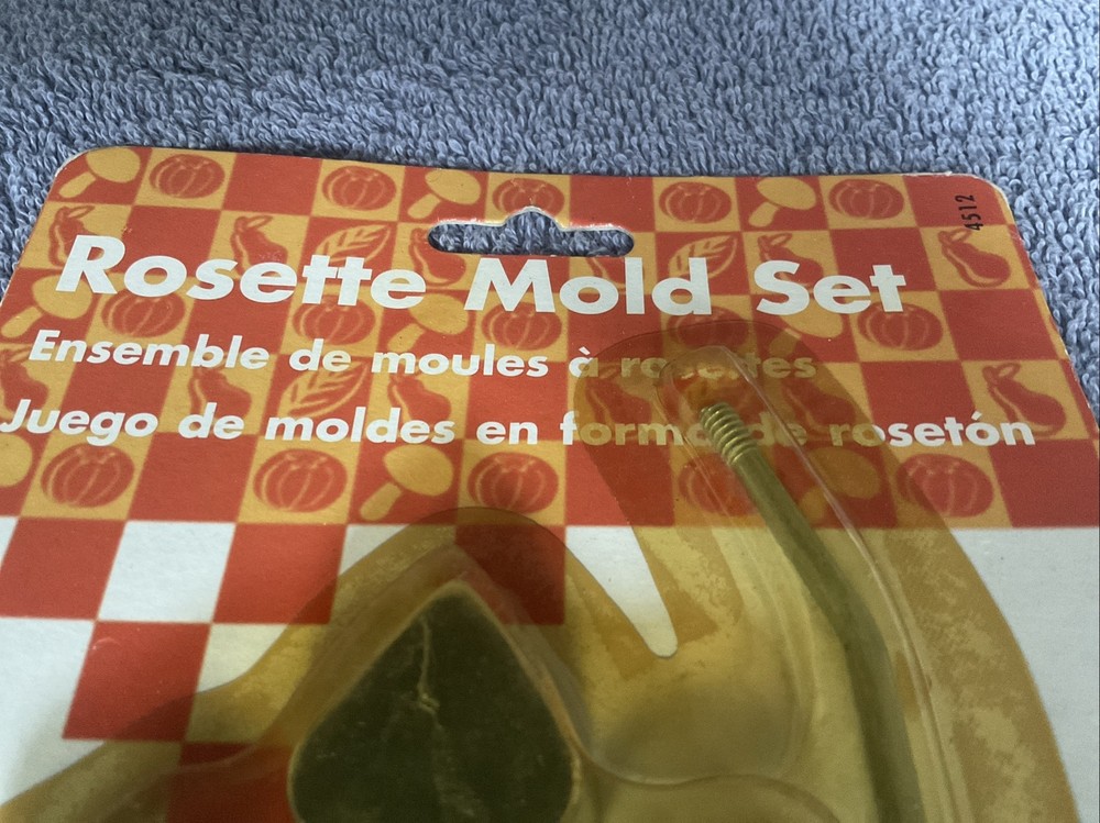 Vtg Rosette Mold Set In Package Fox run