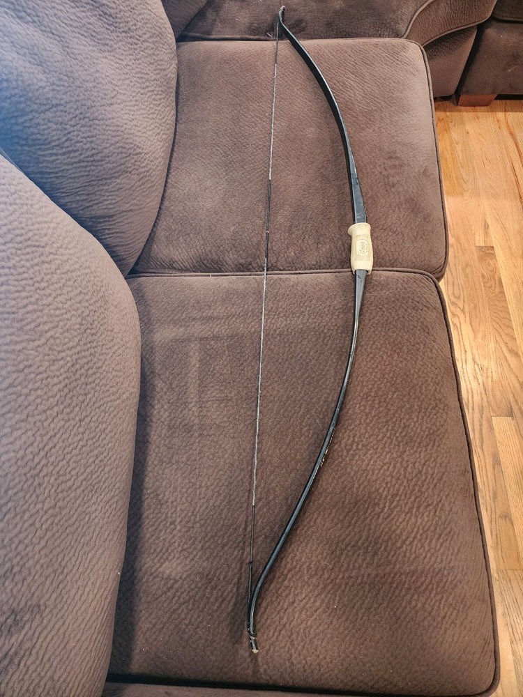 Vintage*** BEAR 'black fox' recurve bow