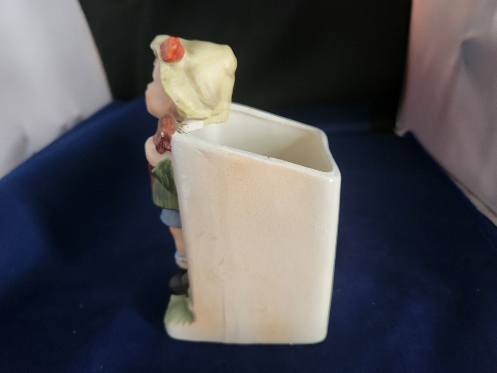 Vintage Napco Ceramic Boy With Banjo Planter