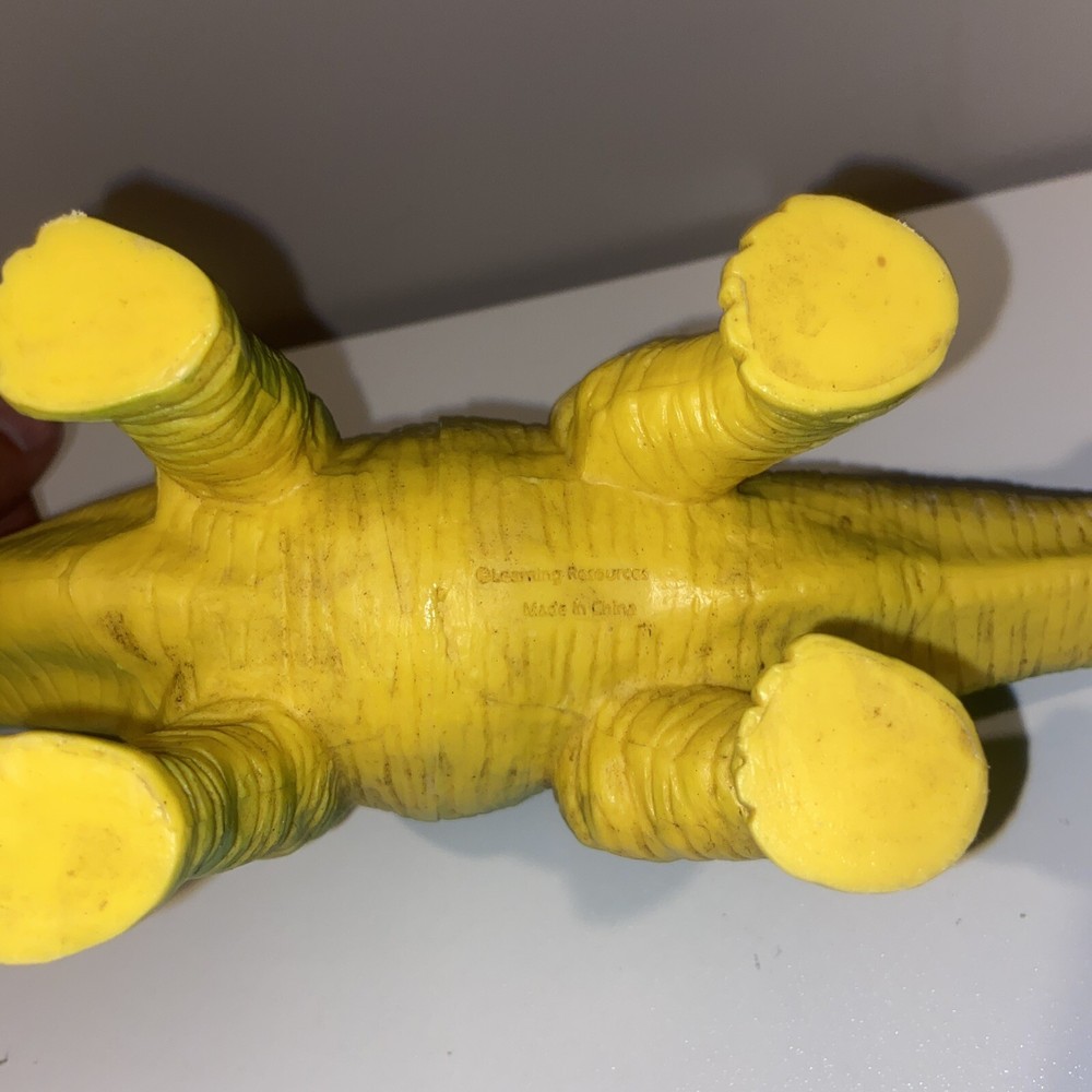 Vintage Learning Resources green yellow dinosaur Brontosaurus