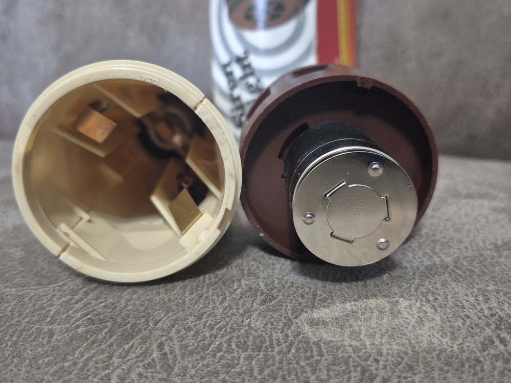 Vintage Kron Siren Flash Light "Loud"