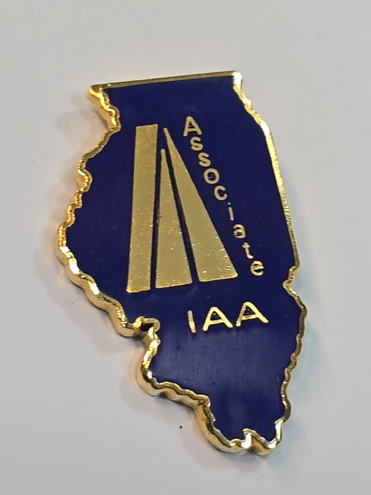 IAA Associate Lapel Pin Illinois Automobile Association Map Shape