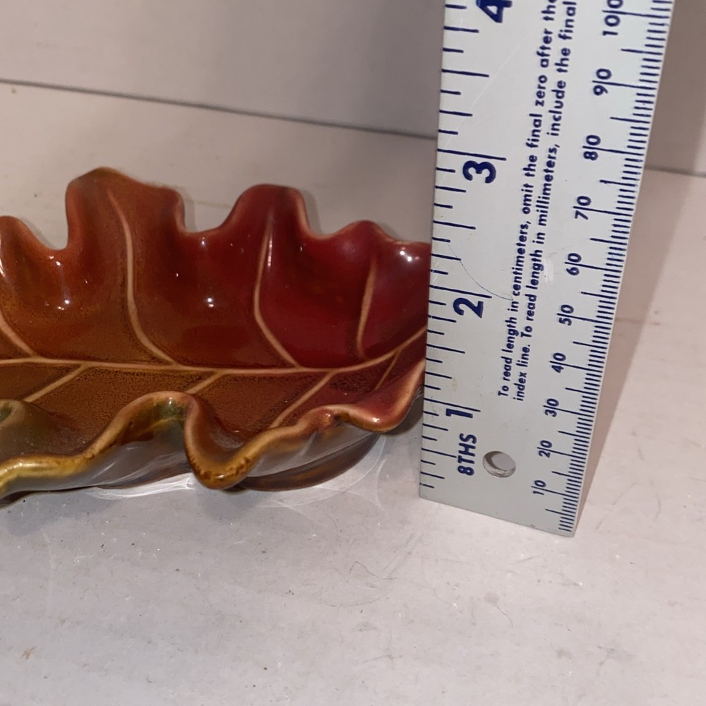 Leaf Shaped Dish-Decor-Read Description