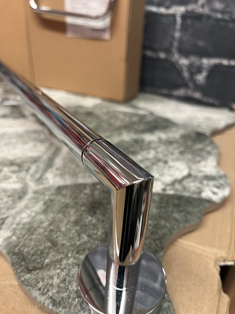 Kova Towel Bar, 27 Inch, Chrome