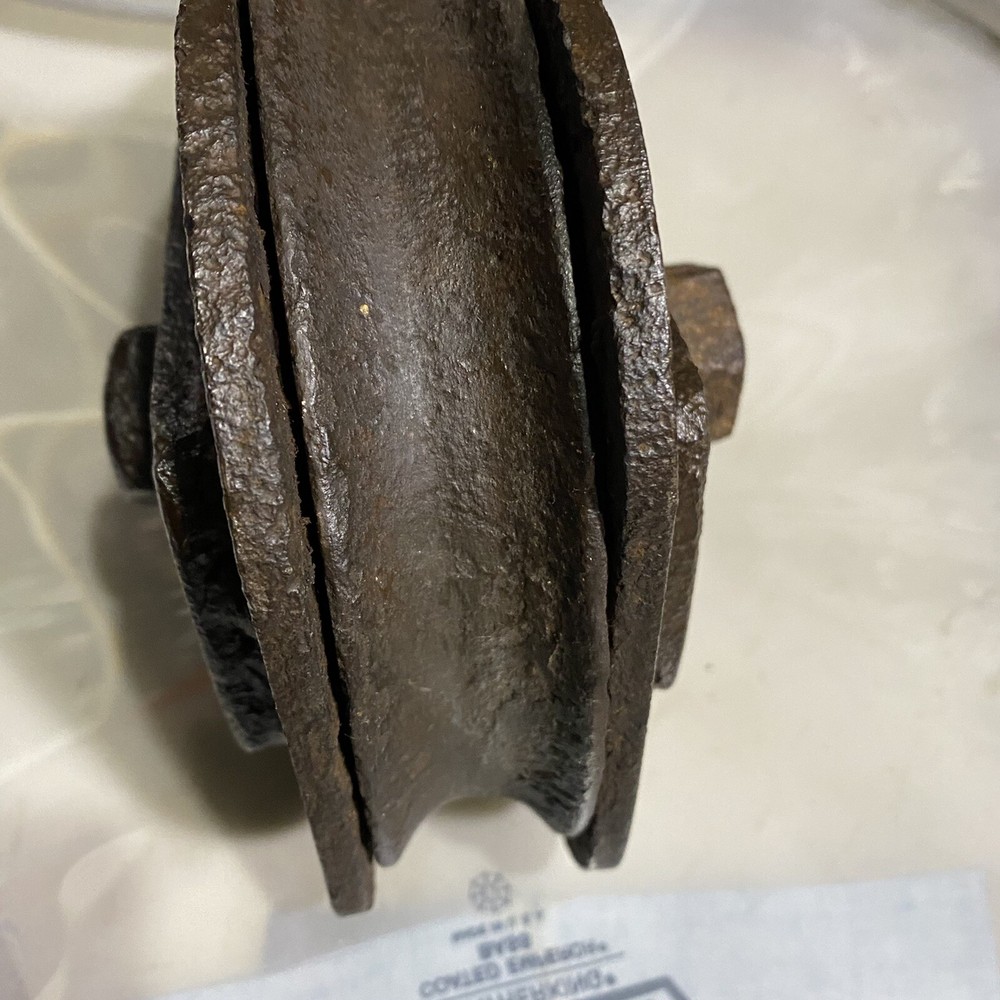 shipwreck iron pulley