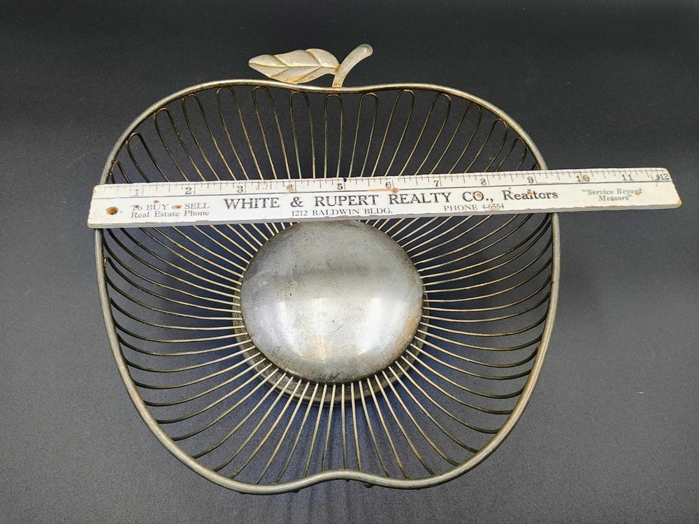Vintage Silverplate Apple Design Wire Fruit Basket