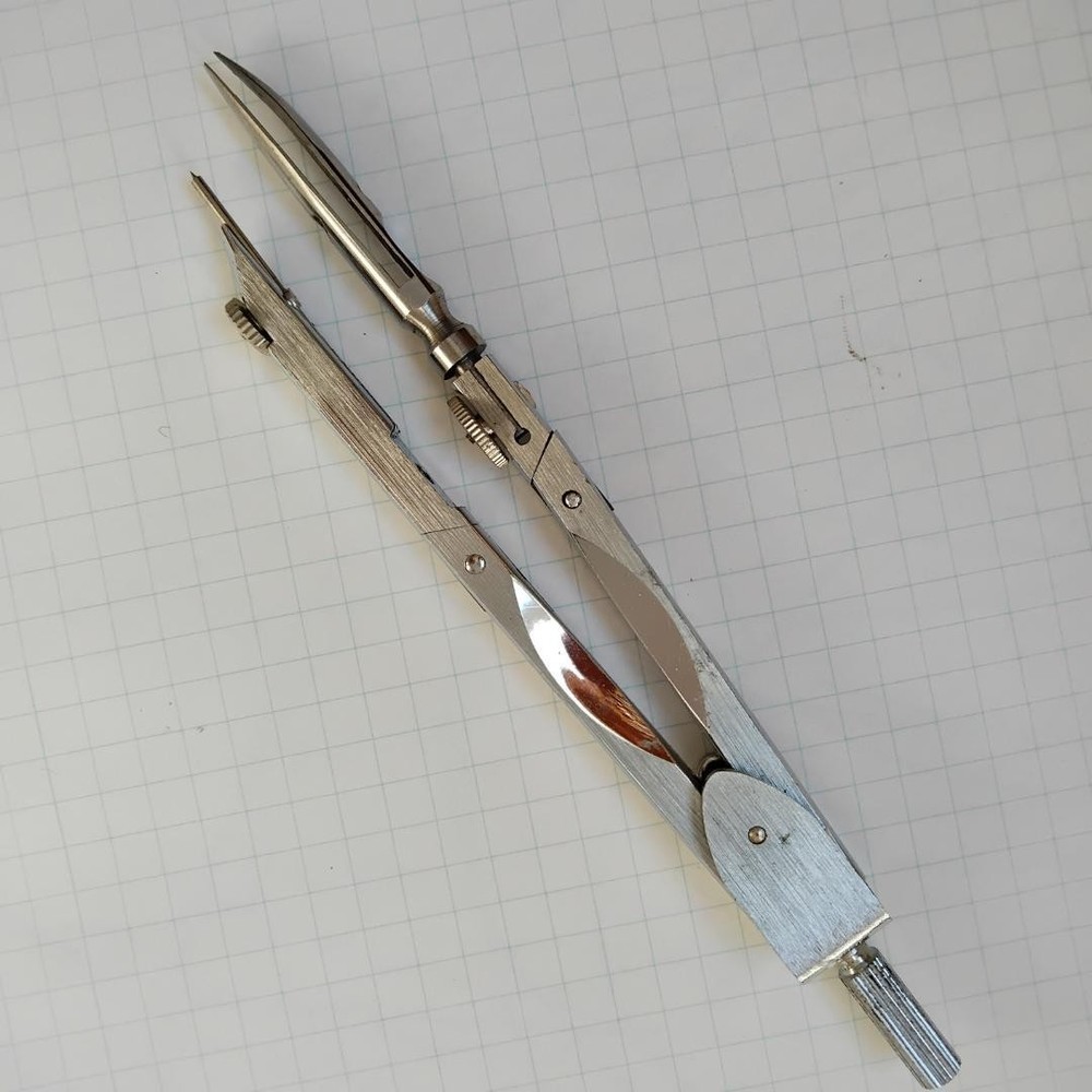 Wukou spring compass rotating wow #e8191a