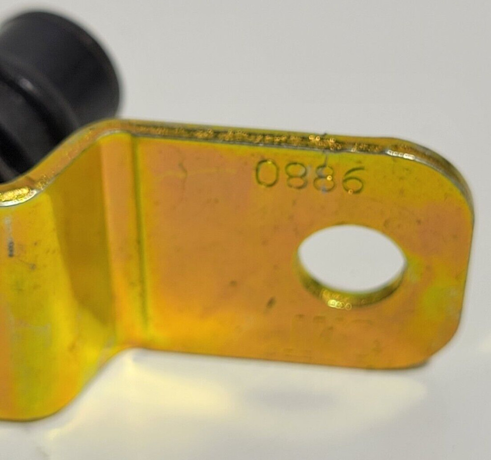 CAT 9800 SENSOR GOLD BLACK GP POSITION SENSOR GOOD USED.