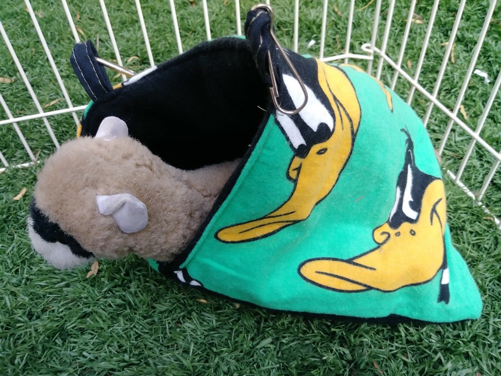 Ferret Corner Sack - Daffy Duck