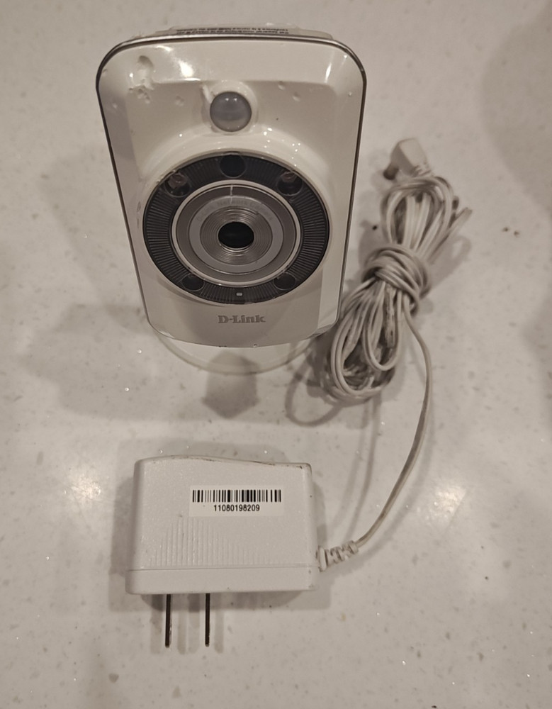 D-Link DCS-942L Web Cam Cloud Camera DAY/NIGHT