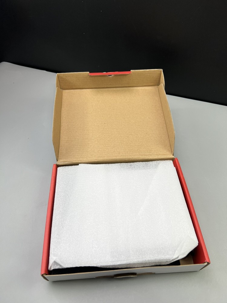 +++ Portable CD Player with Ear Buds Cable & FM Transmitter - Desobry A2 +++