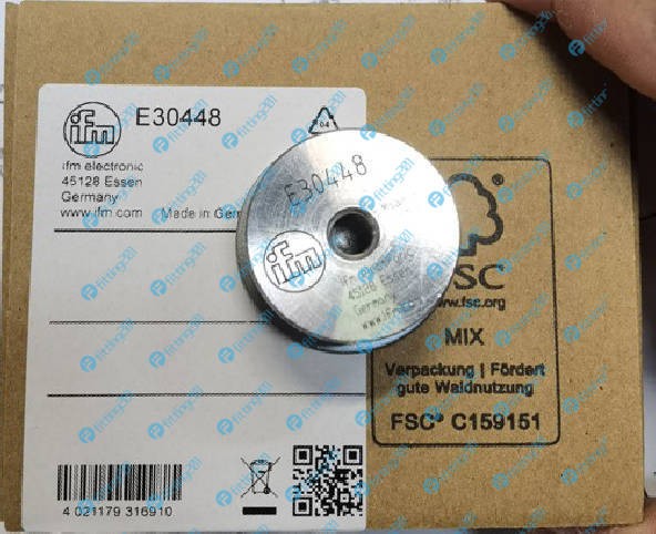 1PC IFM E30448 Magnet clamp New